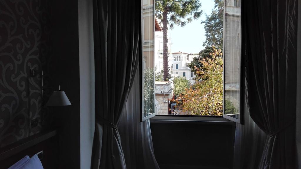 Torlonia 4*