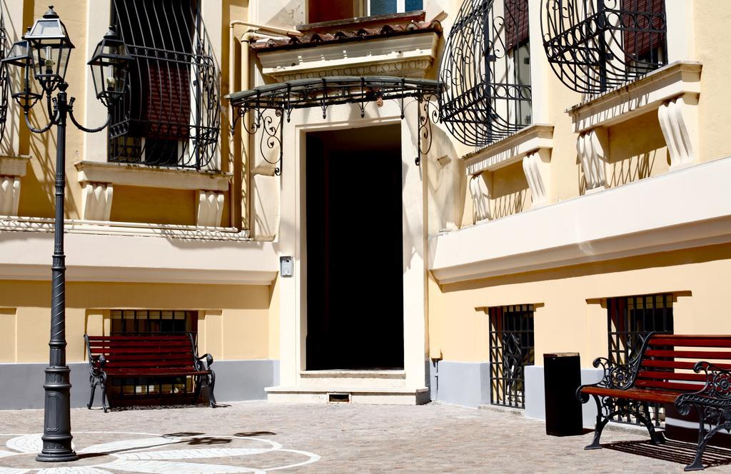 Torlonia 4*