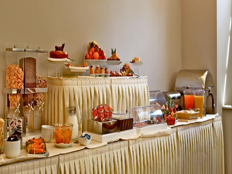 Torlonia Hotel