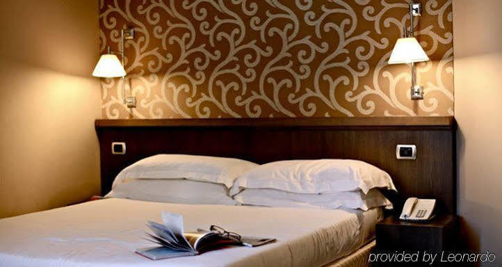 Torlonia Hotel